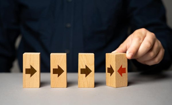 Quelles sont les implications de l'intelligence artificielle dans les systèmes judiciaires ?